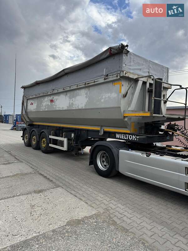 Самоскид напівпричіп Wielton NW 3 2011 в Одесі