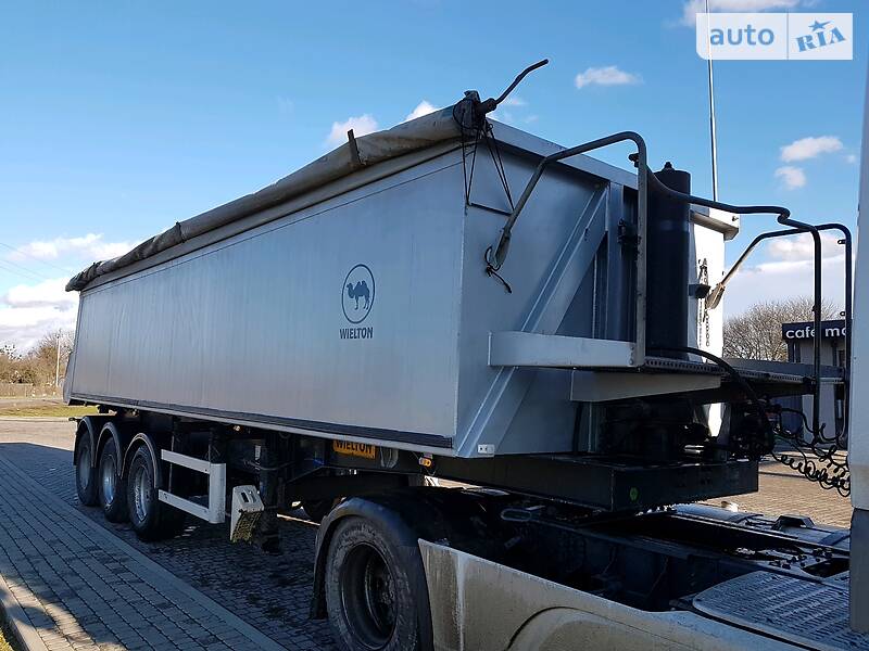 Самосвал полуприцеп Wielton SN24 2006 в Радехове