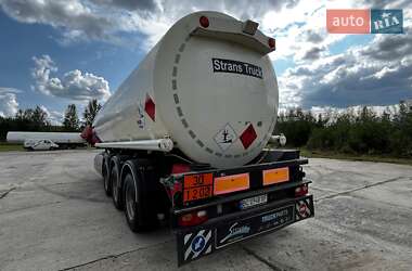 Цистерна полуприцеп Willig Sana 2009 в 