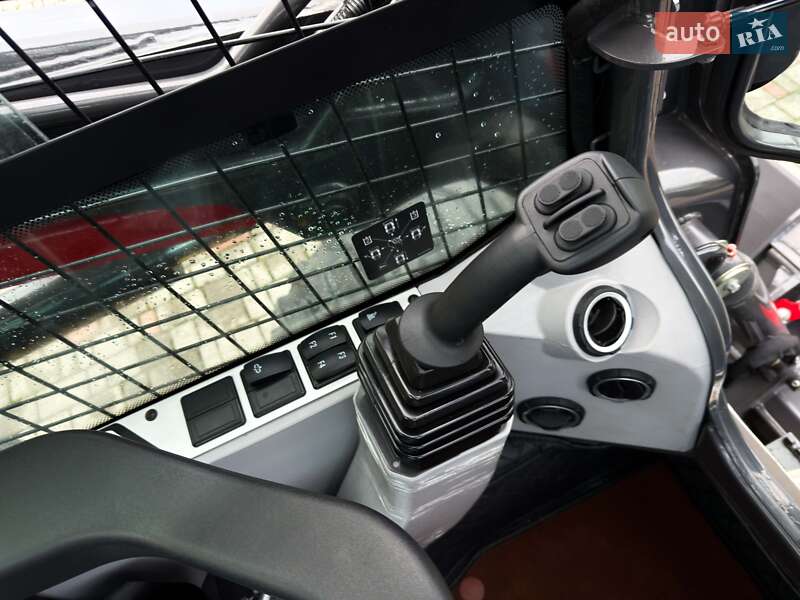 Минипогрузчик XCMG XC 760K 2025 в Луцке фото 26 Минипогрузчик XCMG XC 760K 2025 в Луцке