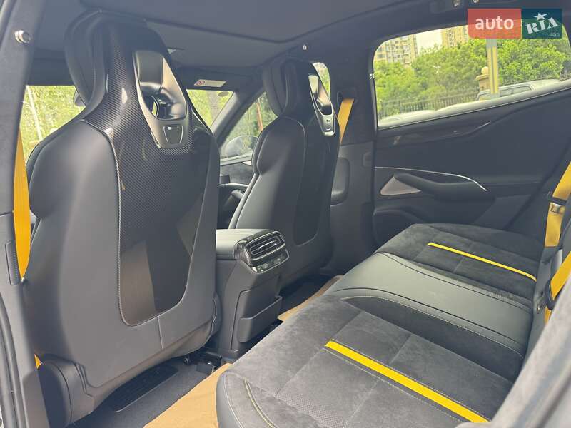 Седан Xiaomi SU7 Ultra 2025 в Ужгороді фото 14 Седан Xiaomi SU7 Ultra 2025 в Ужгороді