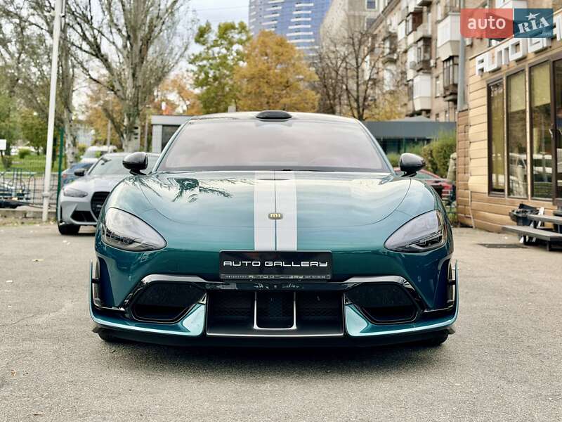 Внедорожник / Кроссовер Xiaomi SU7 Ultra 2025 в Киеве