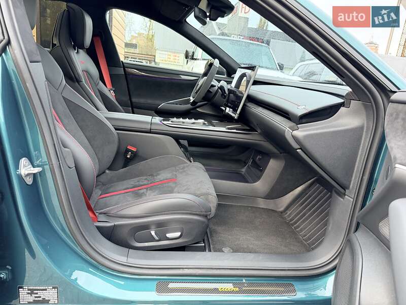 Внедорожник / Кроссовер Xiaomi SU7 Ultra 2025 в Киеве