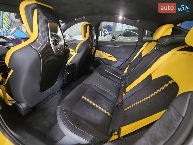 Фастбэк Xiaomi SU7 Ultra 2025 в Днепре