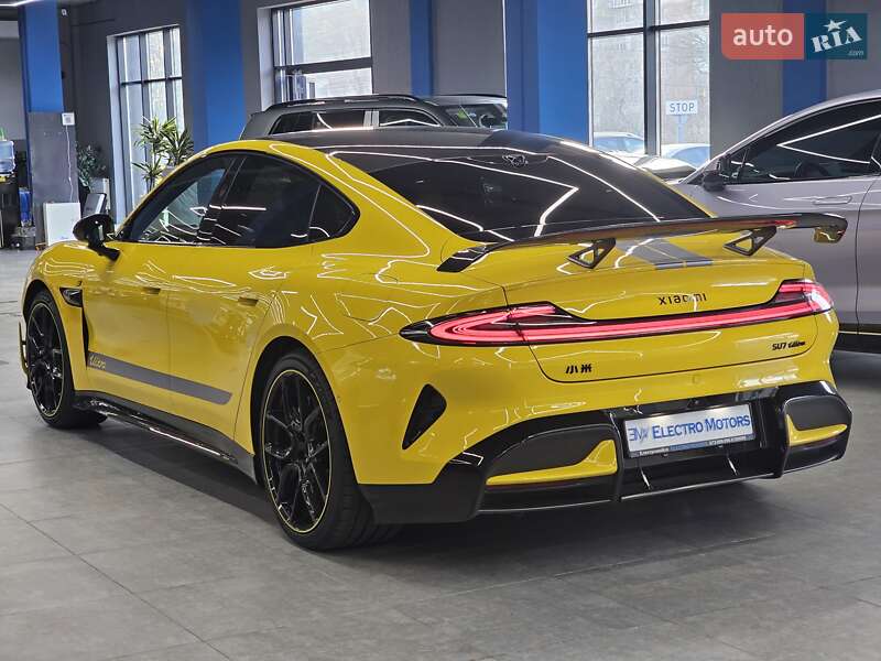 Фастбэк Xiaomi SU7 Ultra 2025 в Днепре