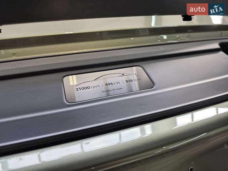 Седан Xiaomi SU7 2025 в Києві