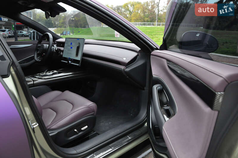 Седан Xiaomi SU7 2024 в Одессе