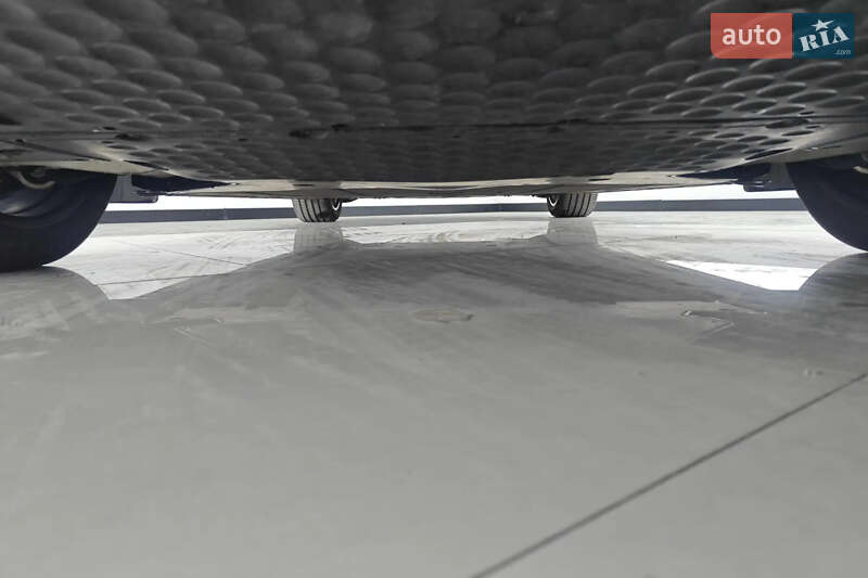 Седан Xiaomi SU7 2024 в Киеве фото 13 Седан Xiaomi SU7 2024 в Киеве