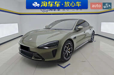 Седан Xiaomi SU7 2024 в Києві