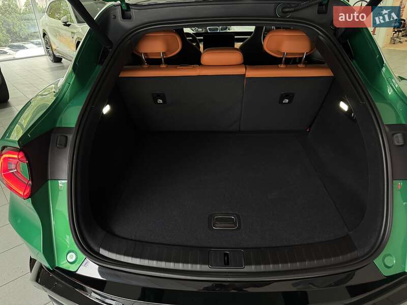 Внедорожник / Кроссовер Xiaomi YU7 2025 в Одессе фото 36 Внедорожник / Кроссовер Xiaomi YU7 2025 в Одессе