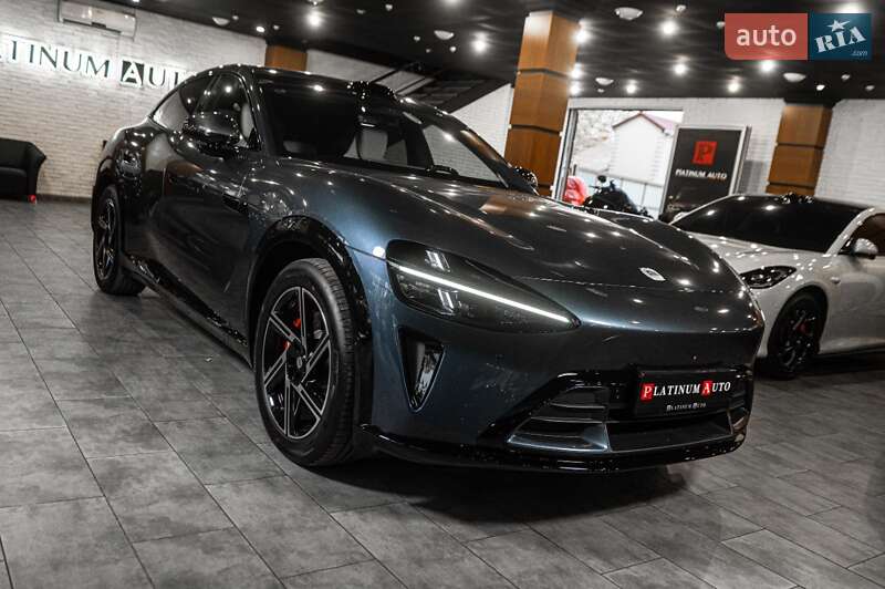 Внедорожник / Кроссовер Xiaomi YU7 2025 в Одессе