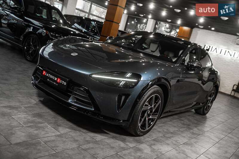 Внедорожник / Кроссовер Xiaomi YU7 2025 в Одессе