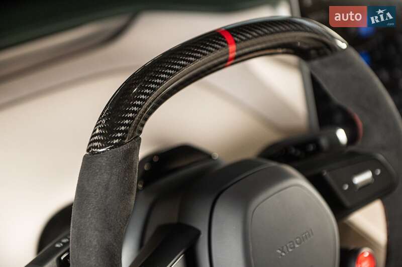 Внедорожник / Кроссовер Xiaomi YU7 2025 в Одессе