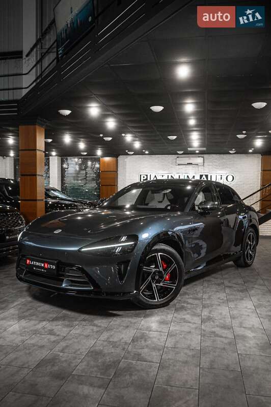 Внедорожник / Кроссовер Xiaomi YU7 2025 в Одессе