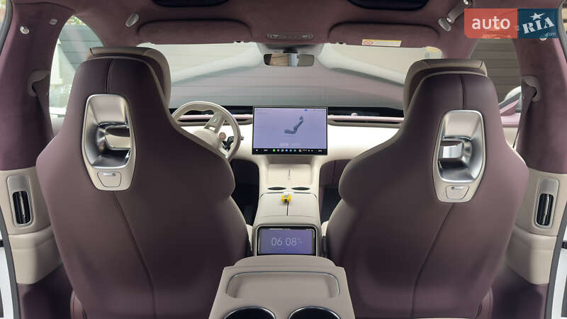 Внедорожник / Кроссовер Xiaomi YU7 2025 в Ирпене фото 18 Внедорожник / Кроссовер Xiaomi YU7 2025 в Ирпене