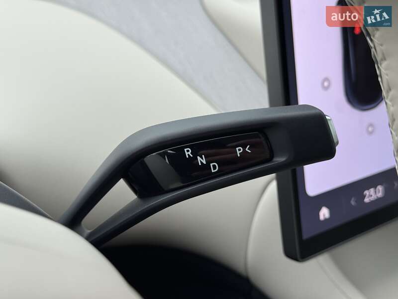 Внедорожник / Кроссовер Xiaomi YU7 2025 в Киеве