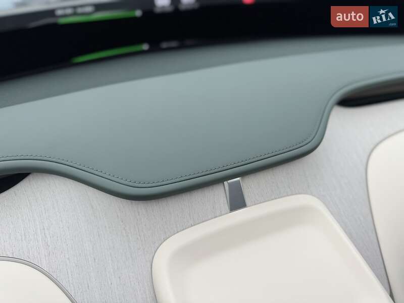 Внедорожник / Кроссовер Xiaomi YU7 2025 в Киеве