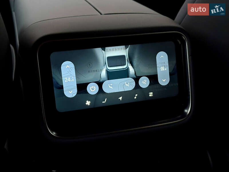 Внедорожник / Кроссовер Xiaomi YU7 2025 в Киеве фото 20 Внедорожник / Кроссовер Xiaomi YU7 2025 в Киеве