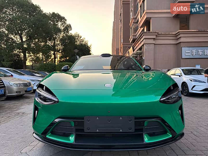 Внедорожник / Кроссовер Xiaomi YU7 2025 в Киеве