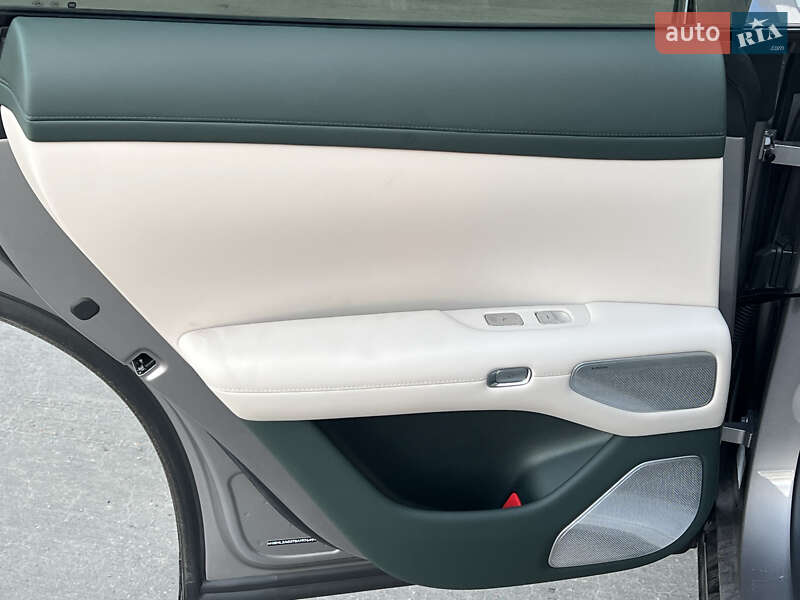 Внедорожник / Кроссовер Xiaomi YU7 2025 в Киеве фото 42 Внедорожник / Кроссовер Xiaomi YU7 2025 в Киеве