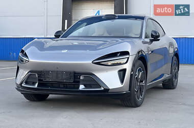 Внедорожник / Кроссовер Xiaomi YU7 2025 в Киеве