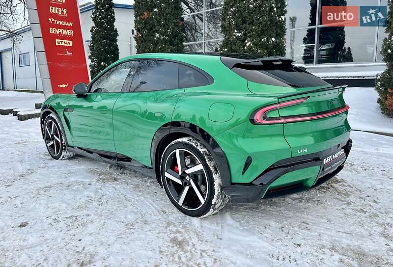 Седан Xiaomi YU7 2025 в Киеве