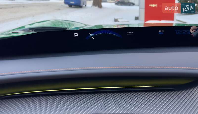 Седан Xiaomi YU7 2025 в Киеве