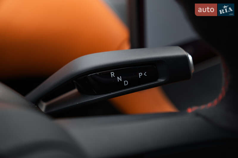 Позашляховик / Кросовер Xiaomi YU7 2025 в Одесі