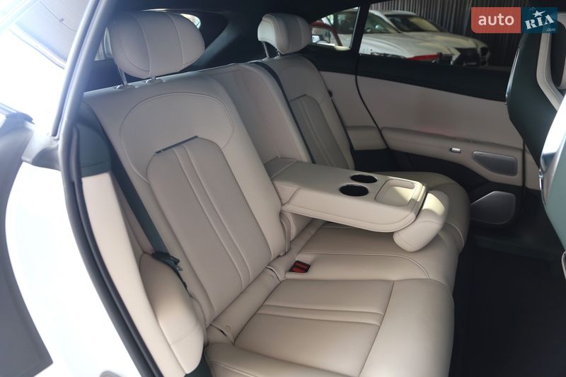 Позашляховик / Кросовер Xiaomi YU7 2025 в Києві