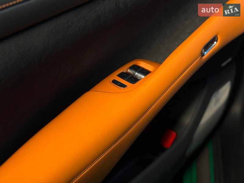 Внедорожник / Кроссовер Xiaomi YU7 2025 в Одессе