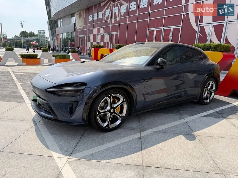 Xiaomi YU7 2025
