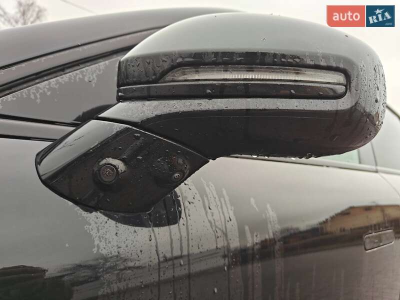 Внедорожник / Кроссовер Xpeng G9 2025 в Киеве