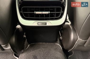 Седан Xpeng P7 2023 в Ужгороді