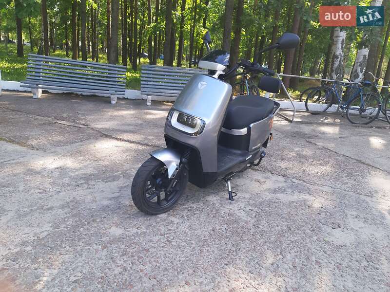 Скутер Yadea E8S 2023 в Радомишлі