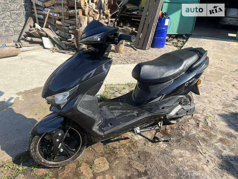 Макси-скутер Yadea T9 2020 в Сарнах фото 2 Макси-скутер Yadea T9 2020 в Сарнах