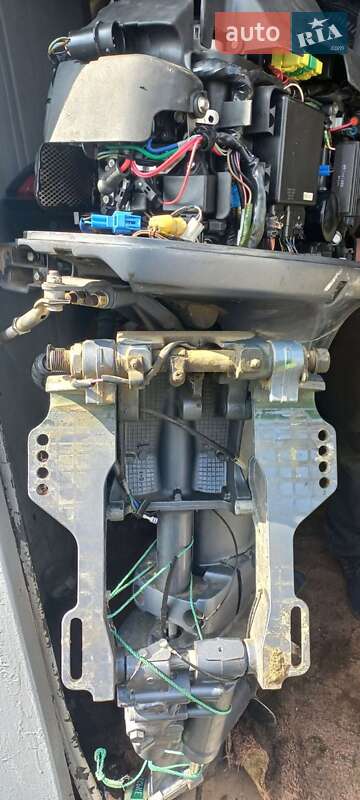 Інший водний транспорт Yamaha 40 2011 в Кривому Розі