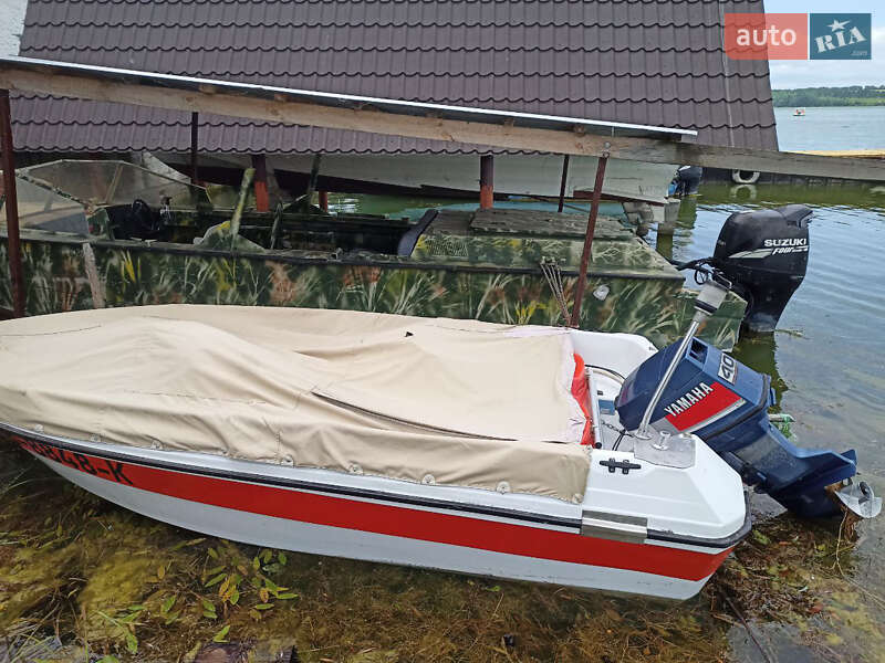 Катер Yamaha 40 2000 в Ладыжине