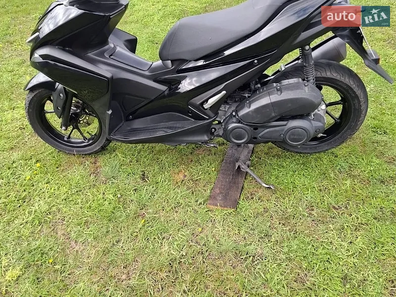 Yamaha Aerox 155 2017 VIN MH3SG4610HJ046935 фото оголошення 4 з 17