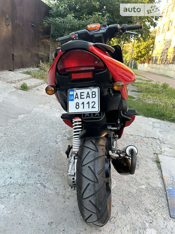 Скутер Yamaha Aerox 2001 в Дніпрі