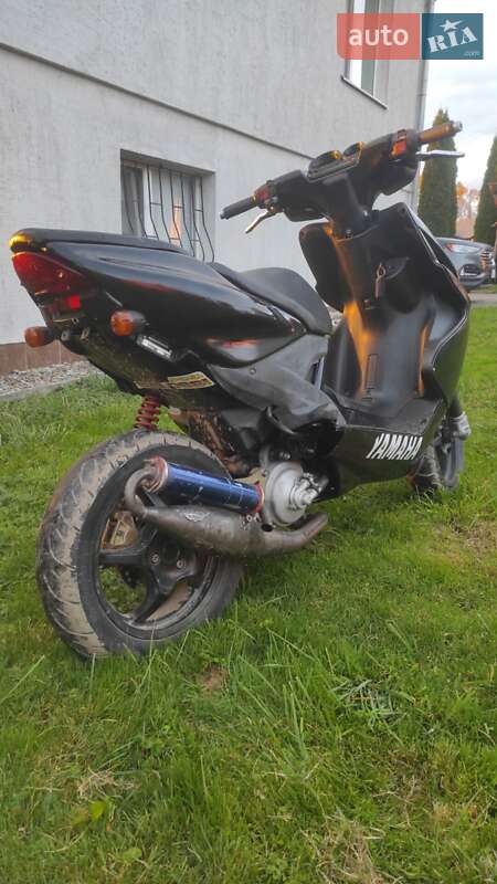 Скутер Yamaha Aerox 2001 в Рихтичах