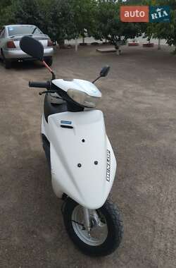 Скутер Yamaha Axis 2000 в Вознесенську