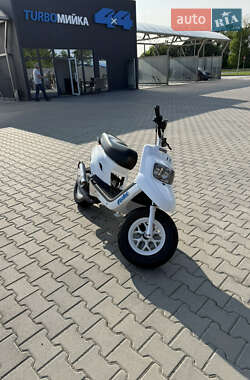 Мопеди Yamaha Booster 2008 в Летичіві