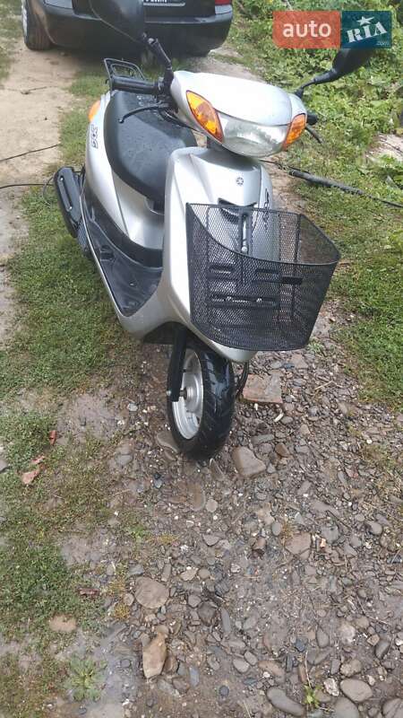 Скутер Yamaha Djok 2010 в Рахові