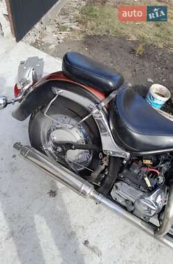 Мотоцикл Классік Yamaha Drag Star 400 2000 в 