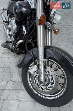 Мотоцикл Классик Yamaha Drag Star 400 2006 в 