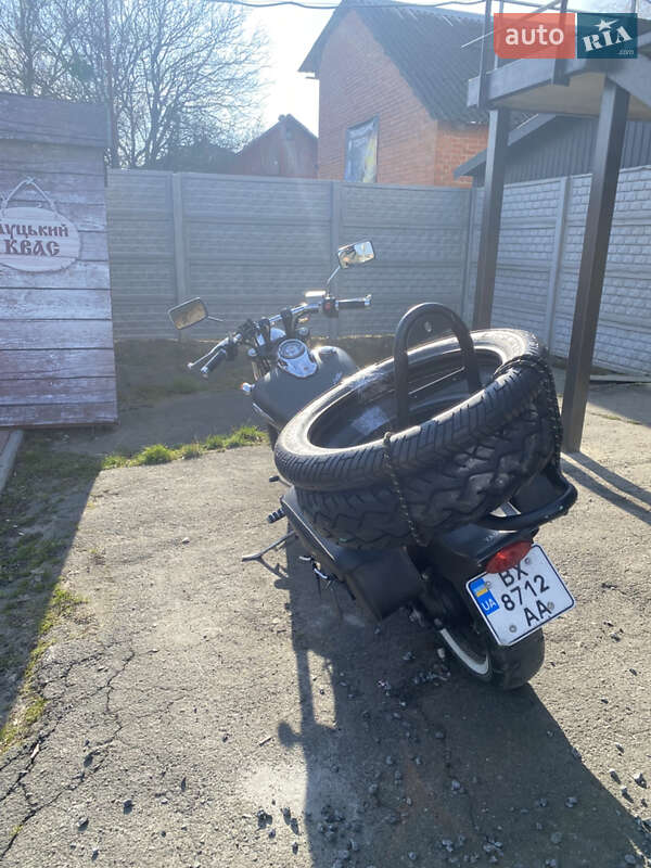 Мотоцикл Круизер Yamaha Drag Star 400 1999 в Остроге фото 18 Мотоцикл Круизер Yamaha Drag Star 400 1999 в Остроге