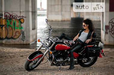 Мотоцикл Круизер Yamaha Drag Star 1999 в 