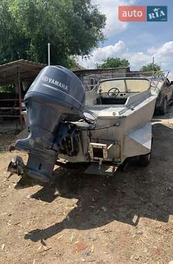 Катер Yamaha F 2014 в Татарбунарах