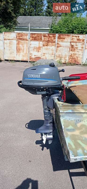 Yamaha F 2014
