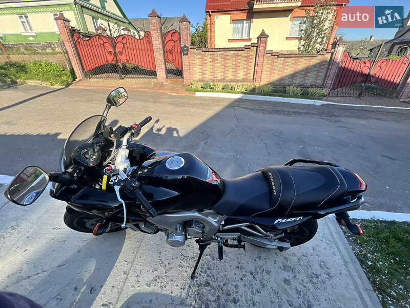 Мотоцикл Спорт-туризм Yamaha Fazer 2006 в Рівному